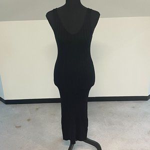 Black Sleeveless Dress with Split in the Back